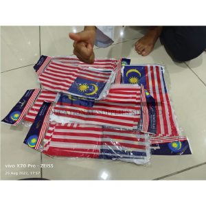 bendera malaysia jenis gantung berderat (15 keping)